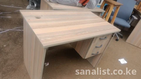 Office Desk for Sale in Mwingi Town | Buy Office Desk Online Kenya