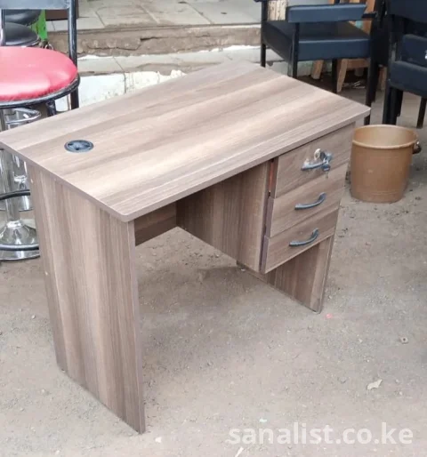 Office Desk for Sale in Mwingi Town | Buy Office Desk Online Kenya
