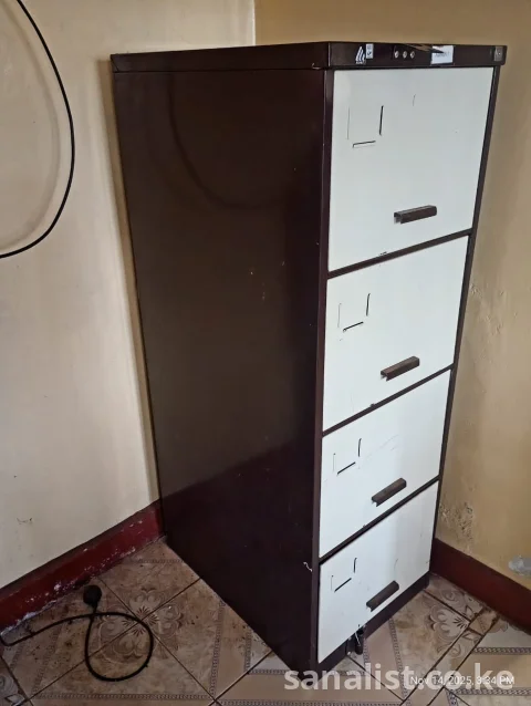 Modern Metallic 4-Drawer Filing Cabinet with Security Bar 4