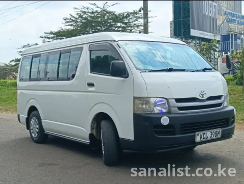 Toyota Hiace for Sale — 2009 2700cc 10-Seater | Accident-Free | Company Maintained