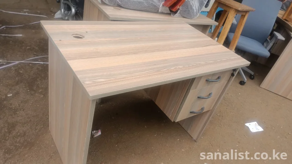 Office Desk for Sale in Mwingi Town | Buy Office Desk Online Kenya