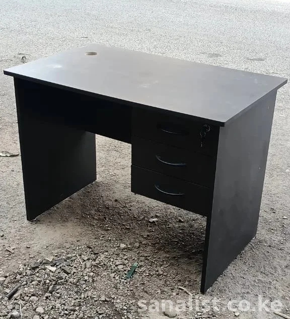 Office Desk for Sale in Mwingi Town | Buy Office Desk Online Kenya