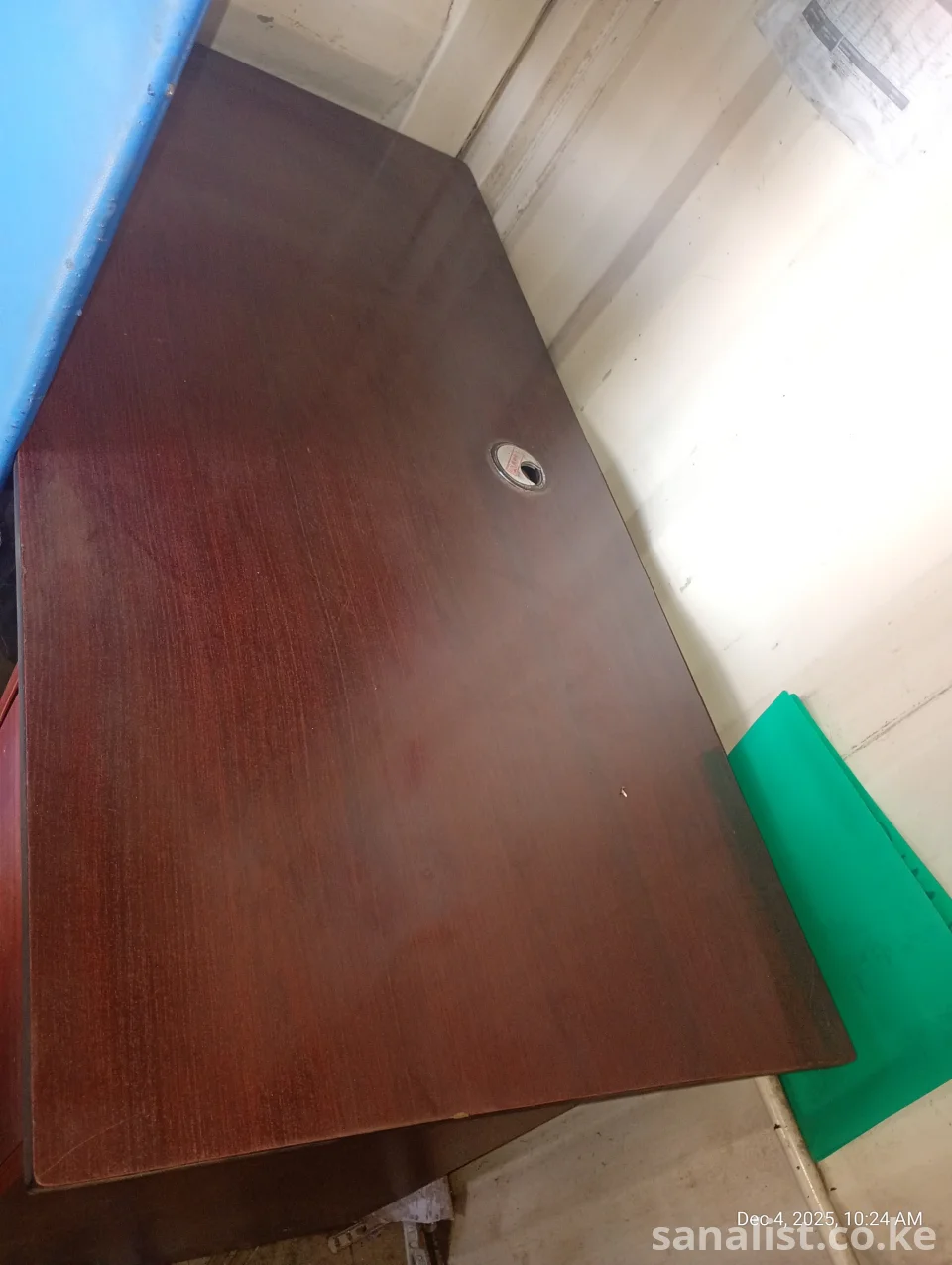 1.8 M Office Desk with 3 Drawers