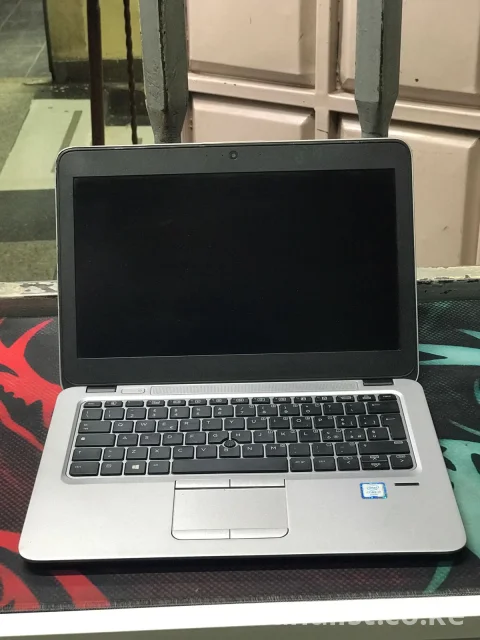 HP EliteBook 820 G3 Core i5 8GB RAM 256GB SSD – Lightweight Business Laptop in Nairobi, Kenya 3