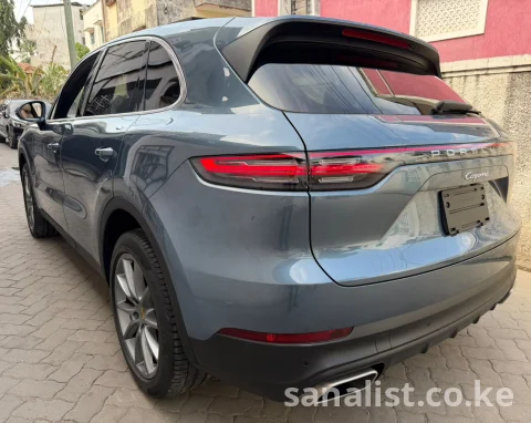 2019 Porsche Cayenne for Sale in Kenya – Foreign Used, Low Mileage | Sanalist 3