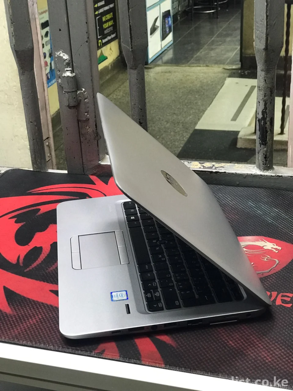 HP EliteBook 820 G3 Core i5 8GB RAM 256GB SSD – Lightweight Business Laptop in Nairobi, Kenya