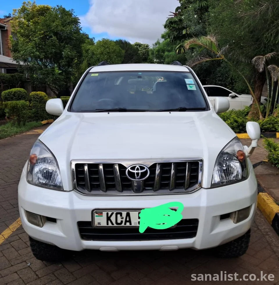 Toyota Land Cruiser Prado 2008 White | Used Cars in Kenya for Sale in Nairobi