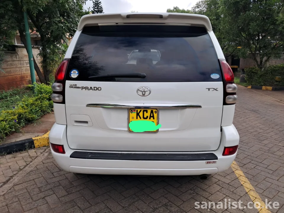 Toyota Land Cruiser Prado 2008 White | Used Cars in Kenya for Sale in Nairobi