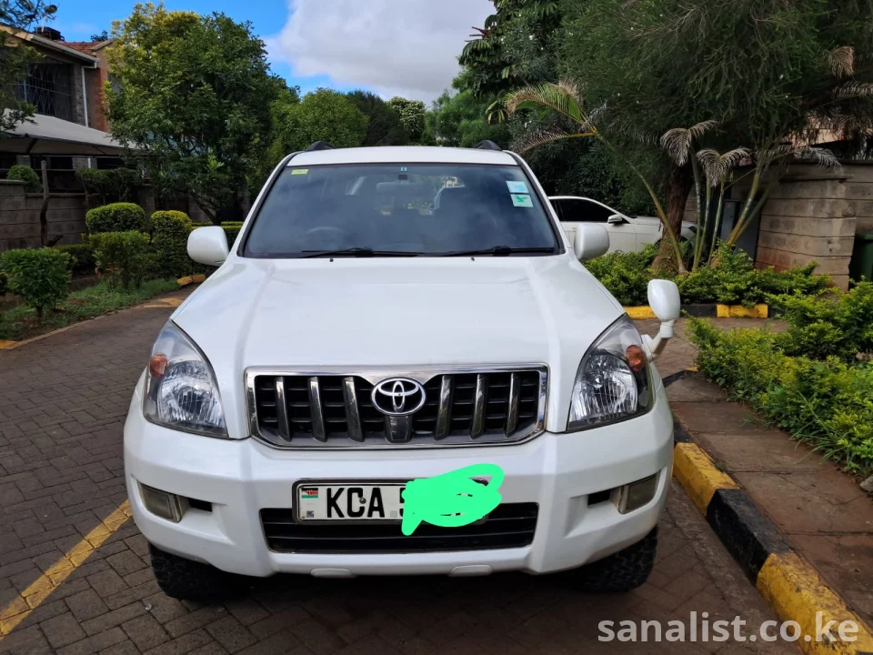 Toyota Land Cruiser Prado 2008 White | Used Cars in Kenya for Sale in Nairobi
