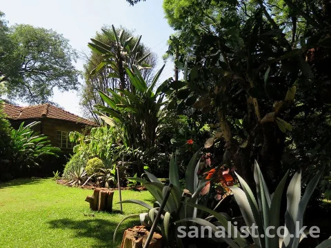 FOR SALE - PRESTIGIOUS PROPERTY IN LAVINGTON, NAIROBI (0.8 ACRES) 7