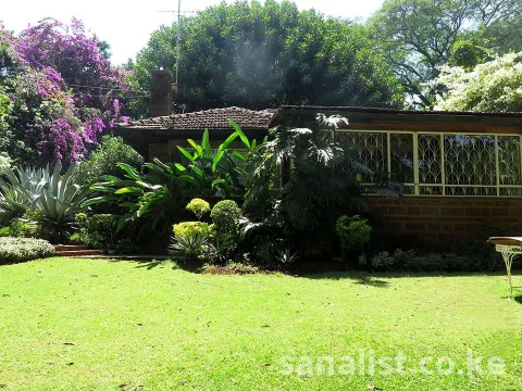 FOR SALE - PRESTIGIOUS PROPERTY IN LAVINGTON, NAIROBI (0.8 ACRES)
