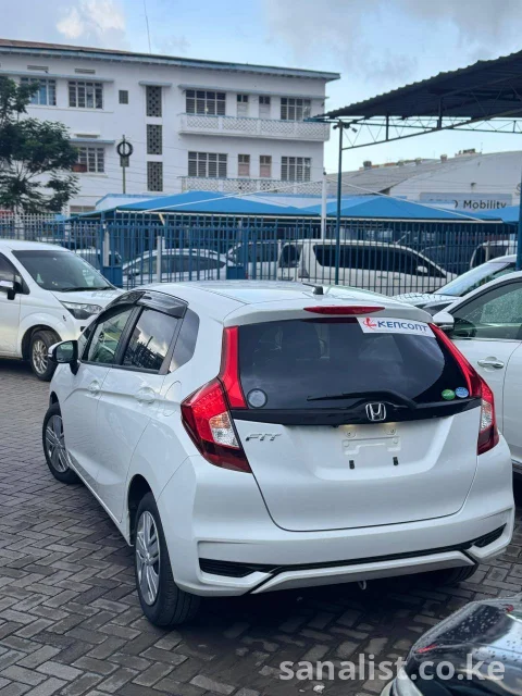 HONDA FIT 2019 Model 4