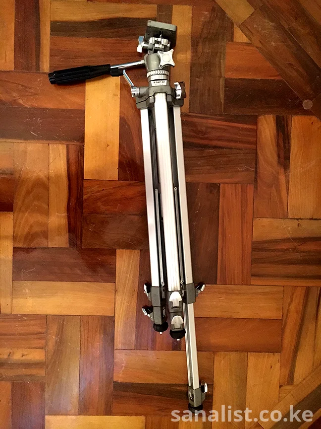Star-D D-120 Professional Camera Tripod - Heavy-Duty