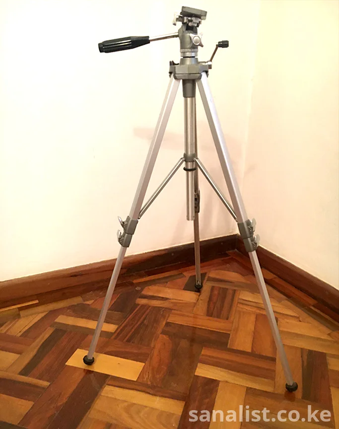 Star-D D-120 Professional Camera Tripod - Heavy-Duty