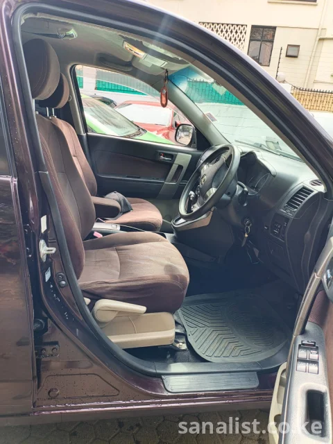 Toyota Rush 2012 1500cc Automatic for Sale in Nairobi, Kenya