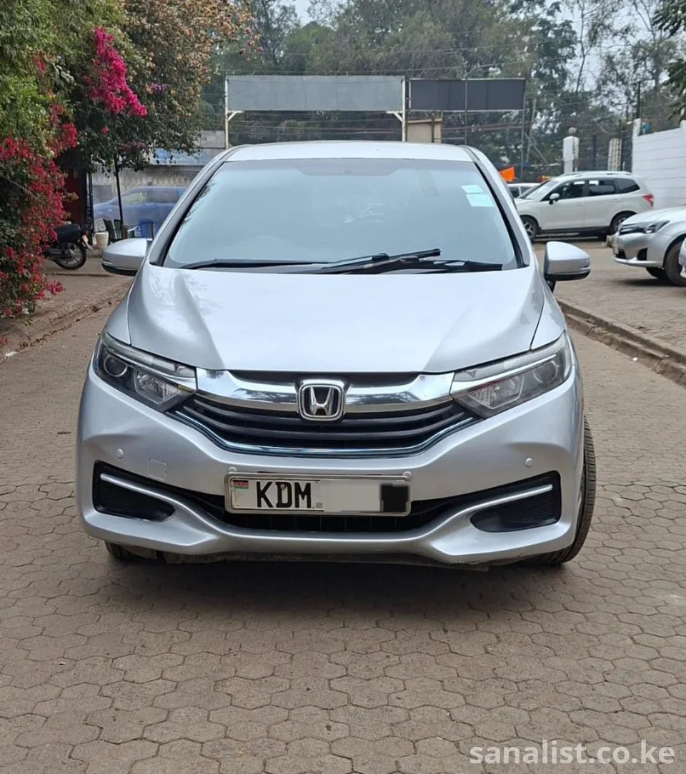 Honda Fit Shuttle 1.5L Hybrid Automatic for Sale in Nairobi, Kenya