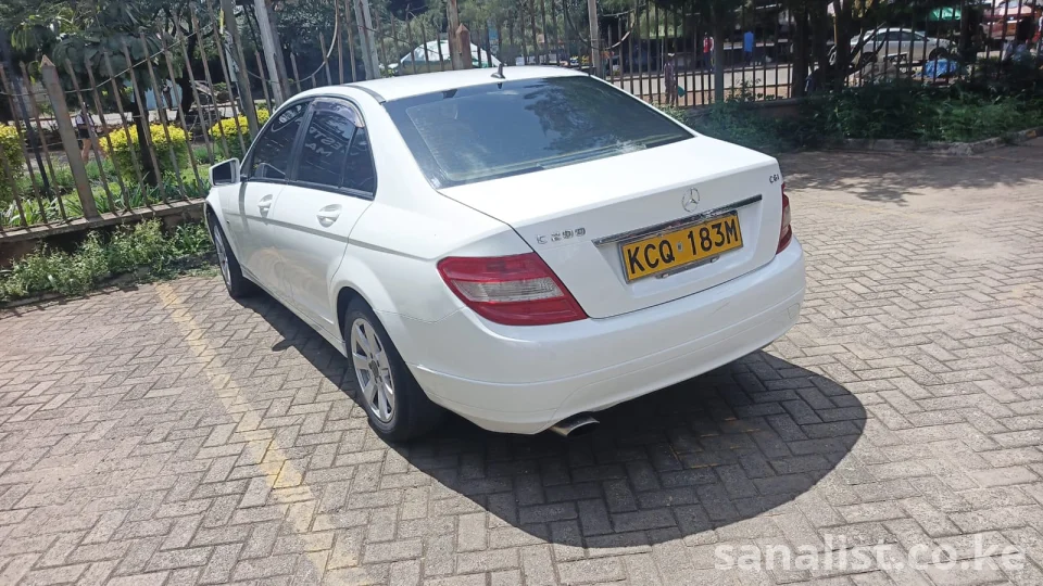 Mercedes-Benz C200 2010 for Sale | 1.8L Turbo Automatic