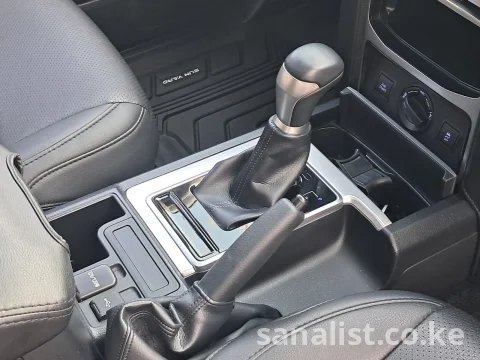 Toyota Land Cruiser Prado 2700cc Petrol – 35,000km | Fresh Import Ex-Japan | Mombasa | 2022 9