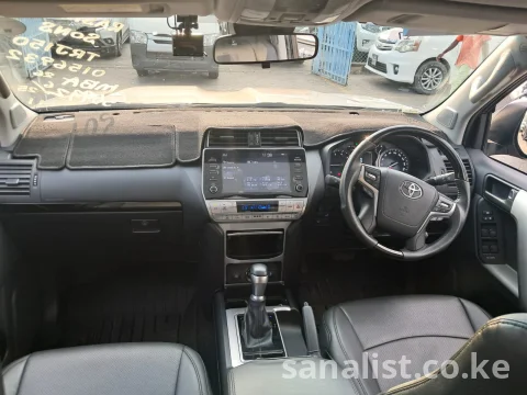 Toyota Land Cruiser Prado 2700cc Petrol – 35,000km | Fresh Import Ex-Japan | Mombasa | 2022 5
