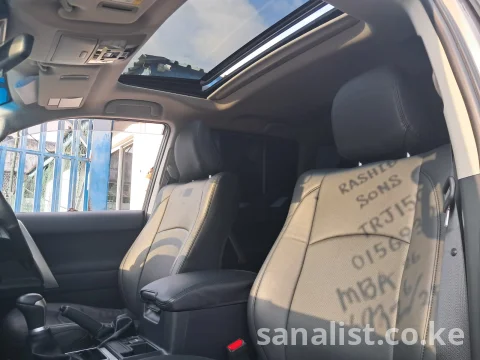 Toyota Land Cruiser Prado 2700cc Petrol – 35,000km | Fresh Import Ex-Japan | Mombasa | 2022 4
