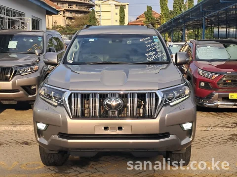 Toyota Land Cruiser Prado 2700cc Petrol – 35,000km | Fresh Import Ex-Japan | Mombasa | 2022