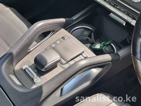 Mercedes-Benz GLS 400d 2021 7-Seater Diesel for Sale Kenya 15