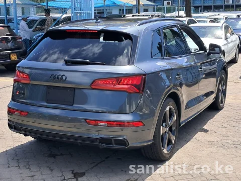 Audi SQ5 2020 V6 3000cc Petrol with Sunroof for Sale Kenya 15