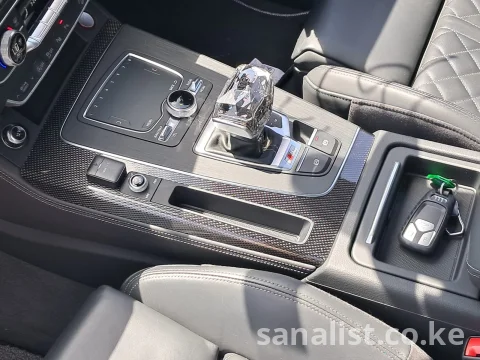 Audi SQ5 2020 V6 3000cc Petrol with Sunroof for Sale Kenya 7