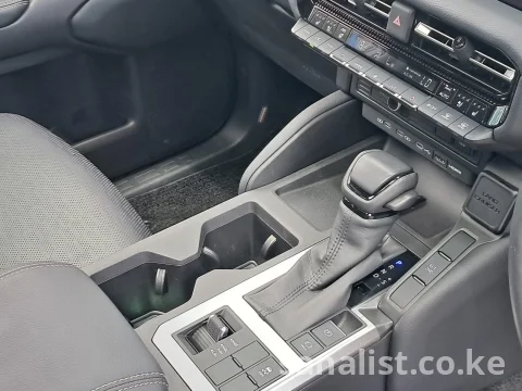 2024 Toyota Prado VX 7-Seater for Sale in Mombasa, Kenya 9