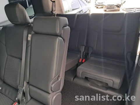 2024 Toyota Prado VX 7-Seater for Sale in Mombasa, Kenya 5