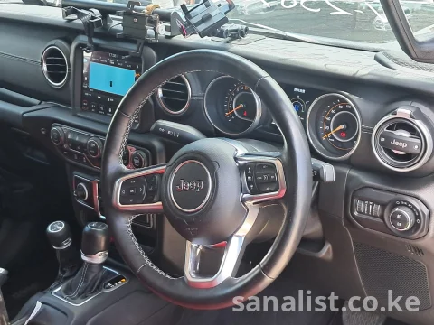 2020 Jeep Wrangler 3.6L V6 4x4 for Sale in Kenya | Mombasa 13