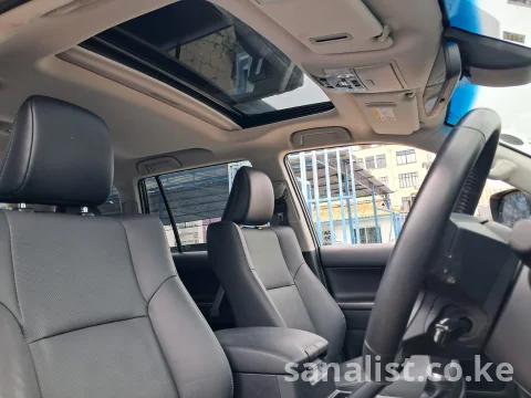 Toyota Prado TX-L 2022 2800cc Diesel 7-Seater with Roof Tent Kenya 16