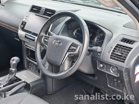 Toyota Prado TX-L 2022 2800cc Diesel 7-Seater with Roof Tent Kenya 14
