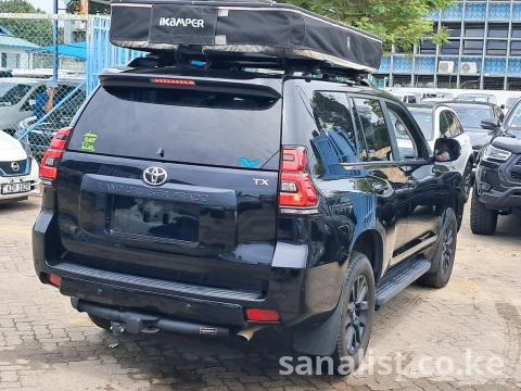 Toyota Prado TX-L 2022 2800cc Diesel 7-Seater with Roof Tent Kenya 5