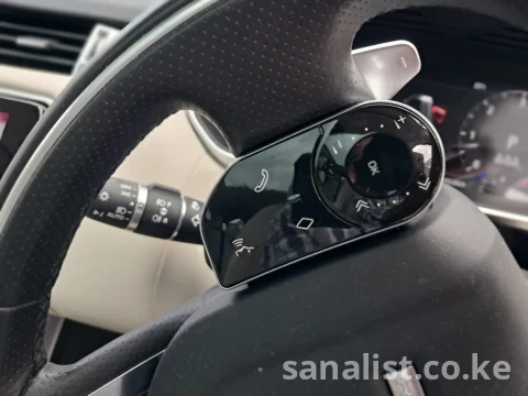 2019 Range Rover Sport 3000cc Diesel 58,000km for Sale Kenya 10