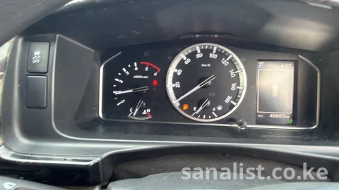 Toyota Hiace DX GL 2021 for Sale in Mombasa – Fresh Import, 40,000 KM | Sanalist 5