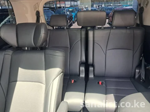 Used Toyota Alphard for Sale in Kenya | Fresh Import 11