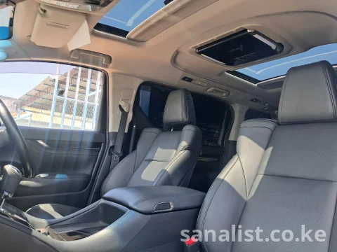 Used Toyota Alphard for Sale in Kenya | Fresh Import 17