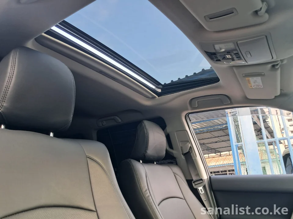 Toyota Land Cruiser Prado 2700cc Petrol – 35,000km | Fresh Import Ex-Japan | Mombasa | 2022