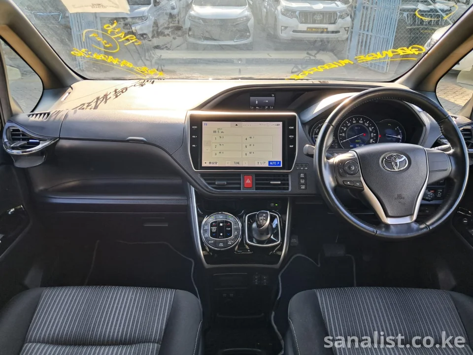 Toyota Voxy Hybrid 2019 1800cc 7-Seater with TV & Auto Doors Kenya