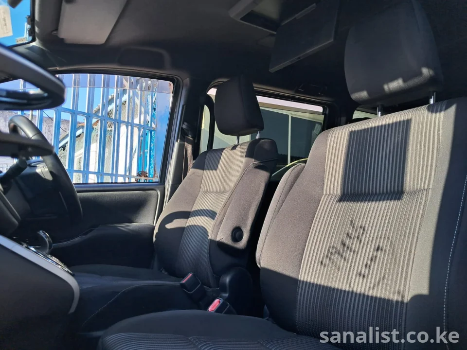 Toyota Voxy Hybrid 2019 1800cc 7-Seater with TV & Auto Doors Kenya