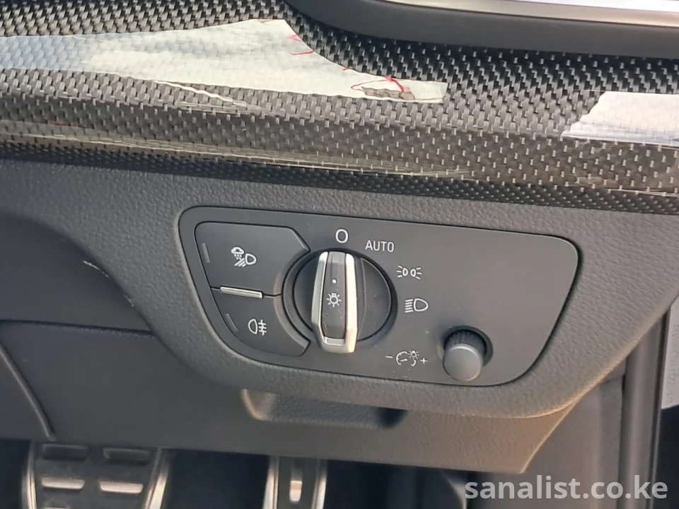 Audi SQ5 2020 V6 3000cc Petrol with Sunroof for Sale Kenya
