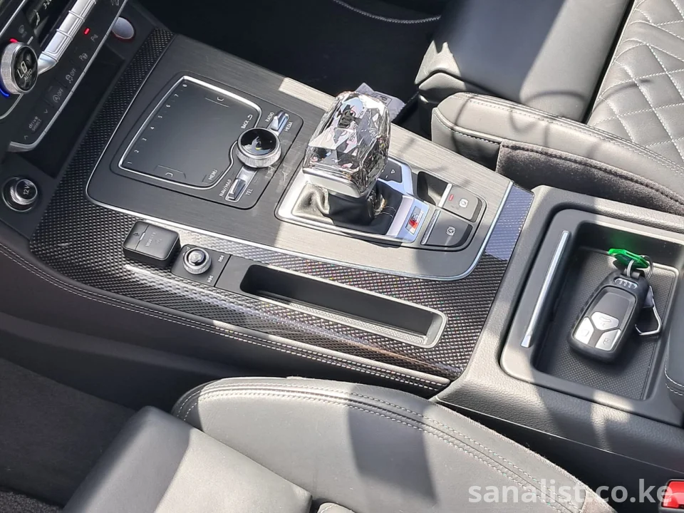 Audi SQ5 2020 V6 3000cc Petrol with Sunroof for Sale Kenya