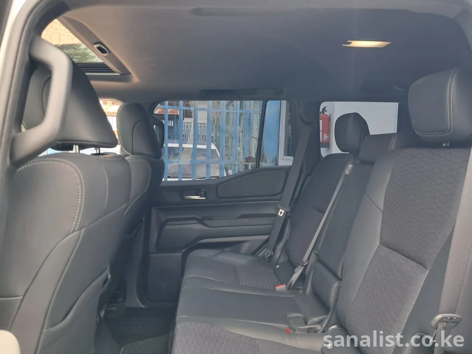 2024 Toyota Prado VX 7-Seater for Sale in Mombasa, Kenya