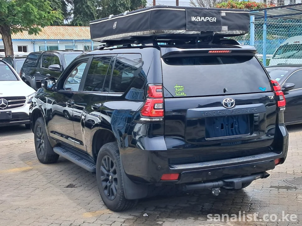 Toyota Prado TX-L 2022 2800cc Diesel 7-Seater with Roof Tent Kenya