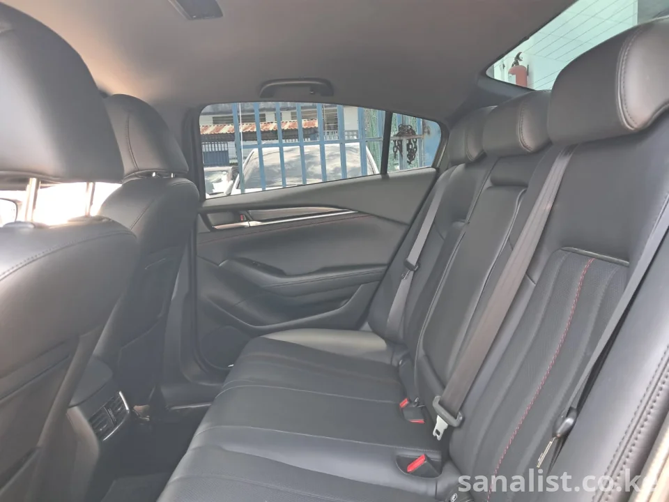 Mazda 6 2019 2500cc Petrol Fully Loaded with Leather & Bose Kenya