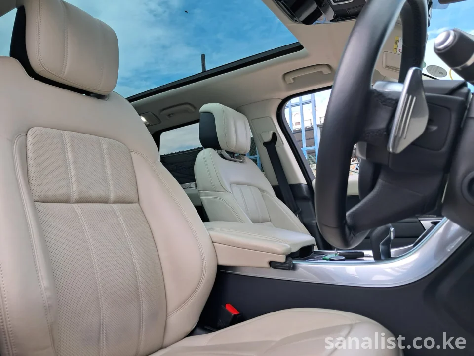 2019 Range Rover Sport 3000cc Diesel 58,000km for Sale Kenya