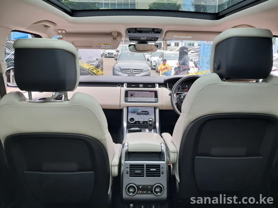 2019 Range Rover Sport 3000cc Diesel 58,000km for Sale Kenya