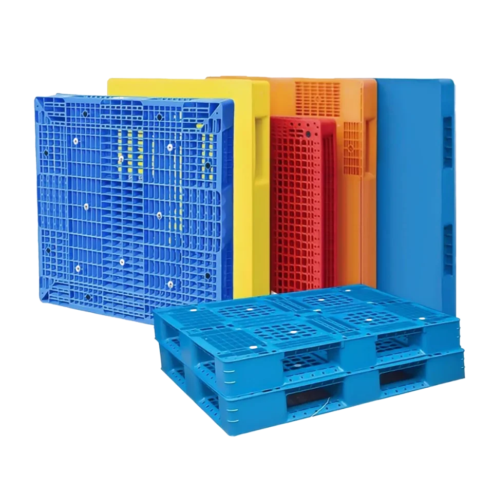 PLASTIC AND WOODEN PALLETS FOR SALE NOW